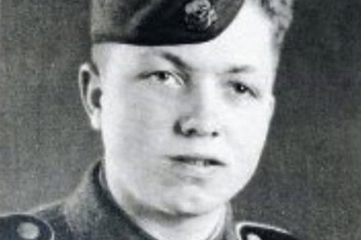 Наци военен дари 400 хил. паунда на шотландско село