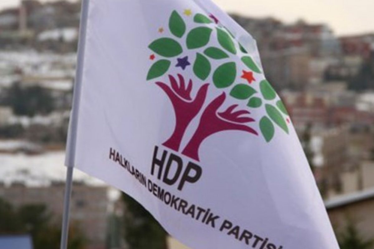 Над 100 опозиционери са арестувани след атентатите в Турция
