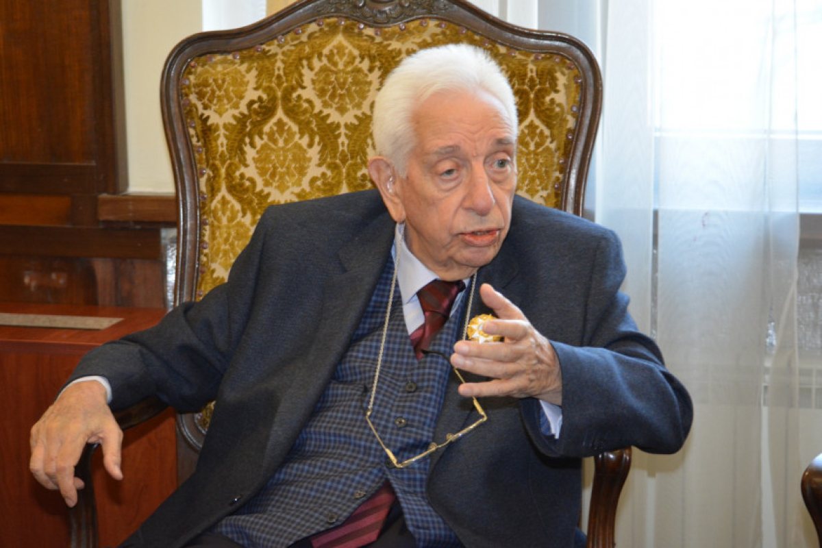 Почина Гиньо Ганев 