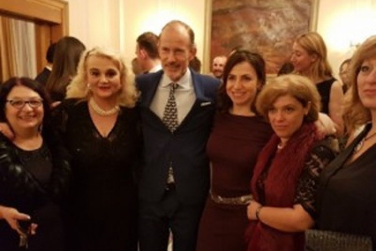 Княз Кирил и княз Борис дойдоха на традиционния коледен бал в Лондон (СНИМКА)