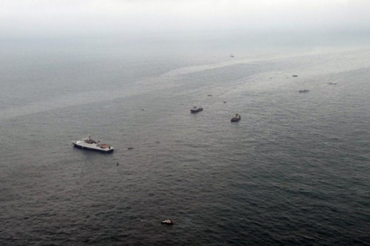 Открити са и трите черни кутии на катастрофиралия в Черно море руски Ту-154