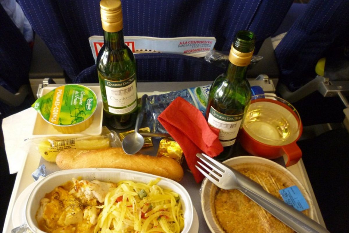 British Airways спря безплатната храна на борда