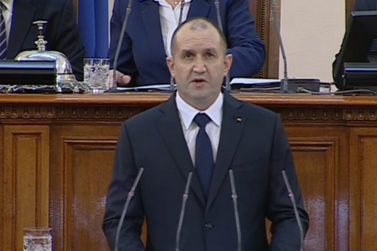 Президентът Радев се закле!