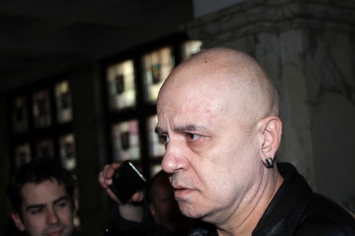 Слави с ултиматум към управляващите