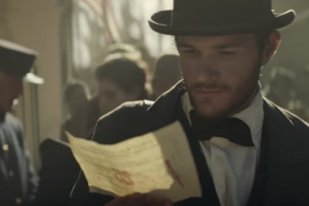 Budweiser рекламира с история за мигрант в Америка (ВИДЕО)