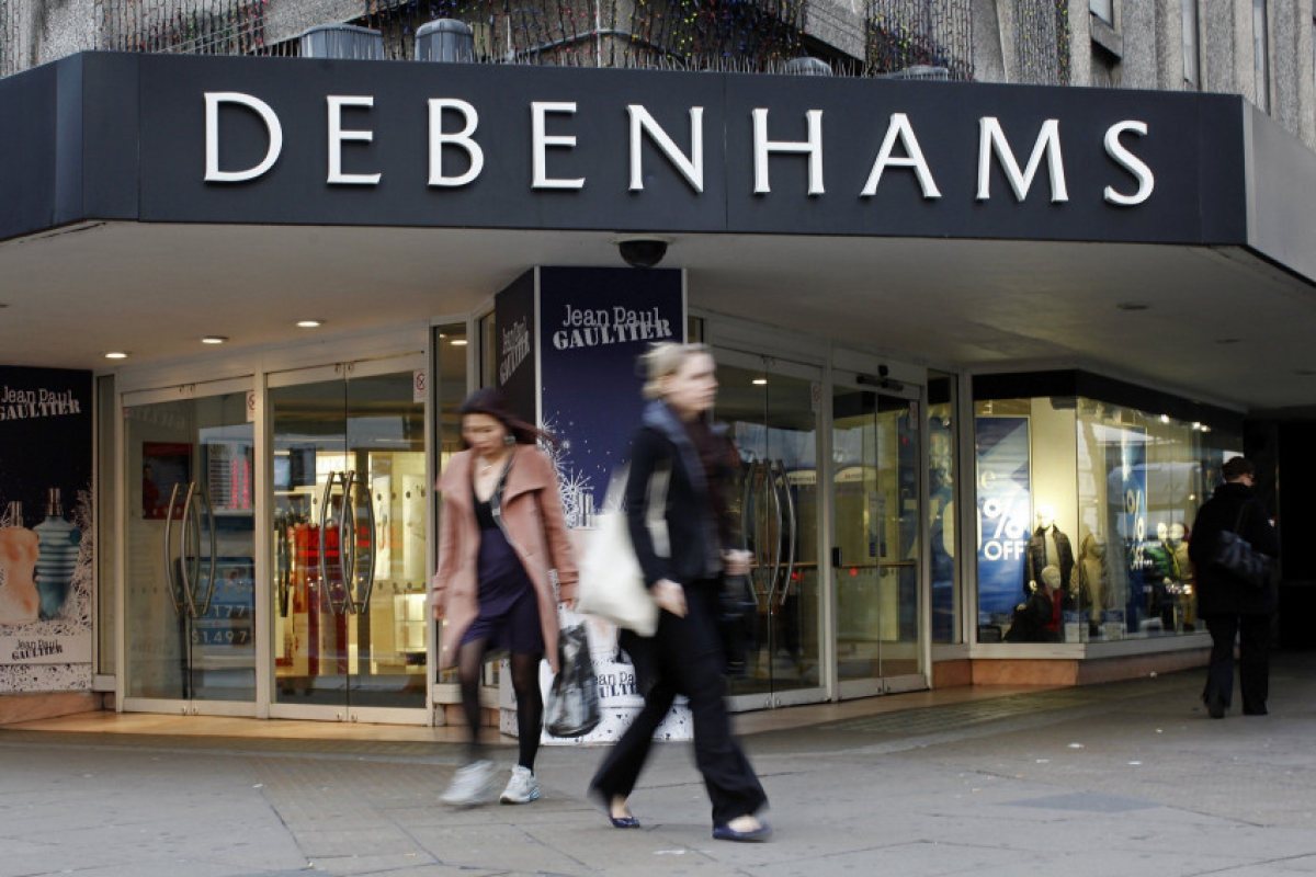 В Debenhams започват да продават мюсюлмански облекла