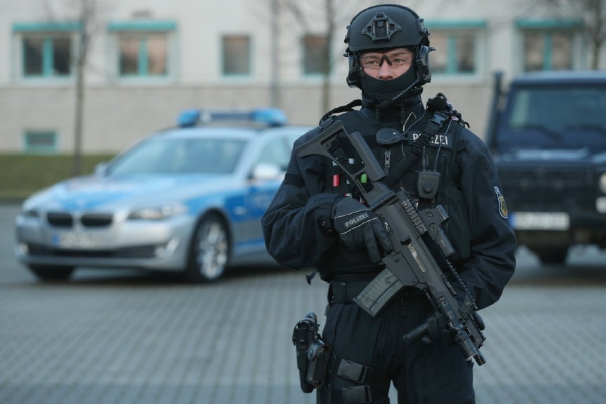 Германските власти заловиха екстремист, убил 36 души