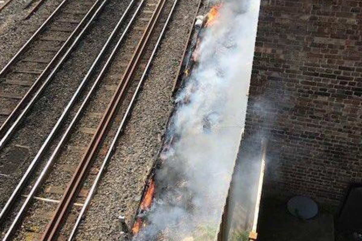Авария в метрото отново предизвика блокиране на станции