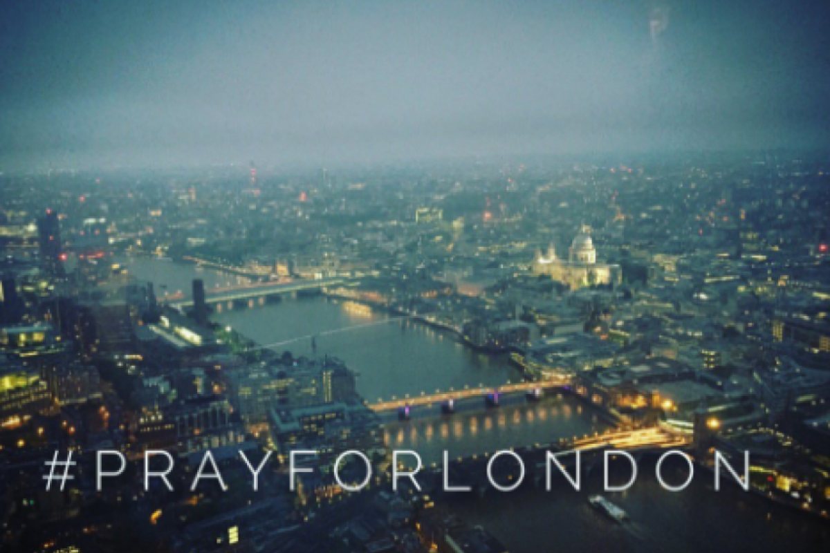 #PrayForLondon заля интернет