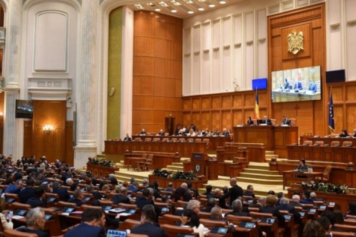 Румъния вдига рязко заплатите на учители и лекари