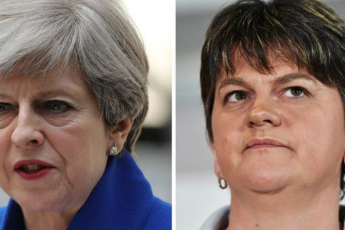Тереза Мей още няма сделка с DUP, ще има ли правителство?