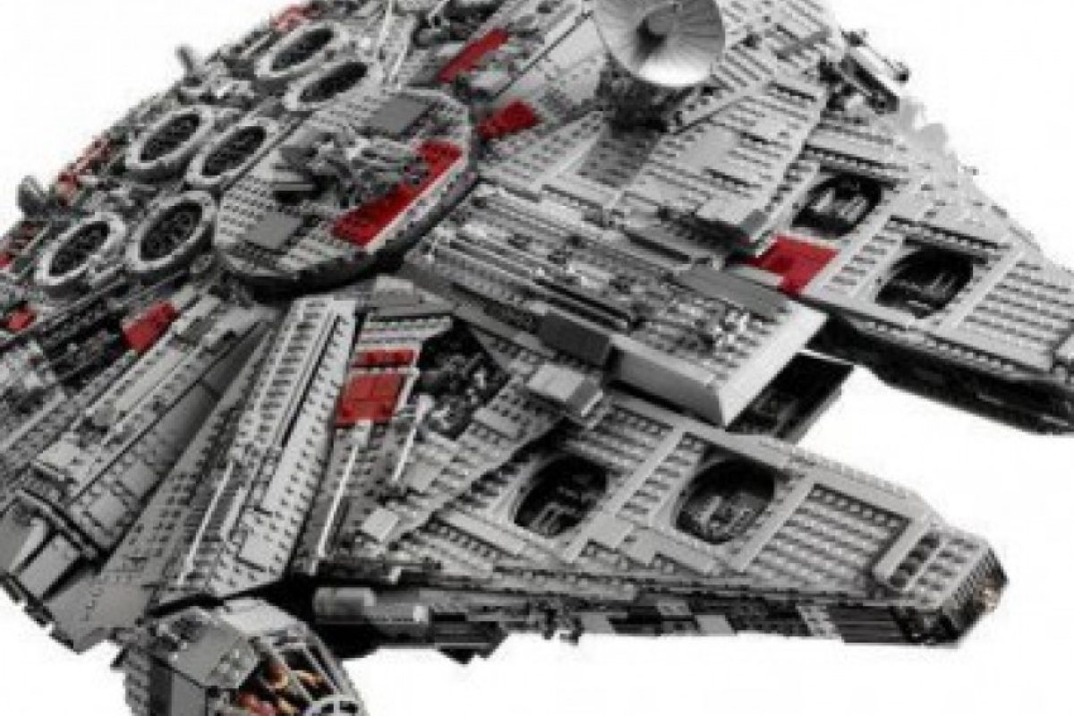 LEGO пусна най-голямата си и най-скъпа играчка