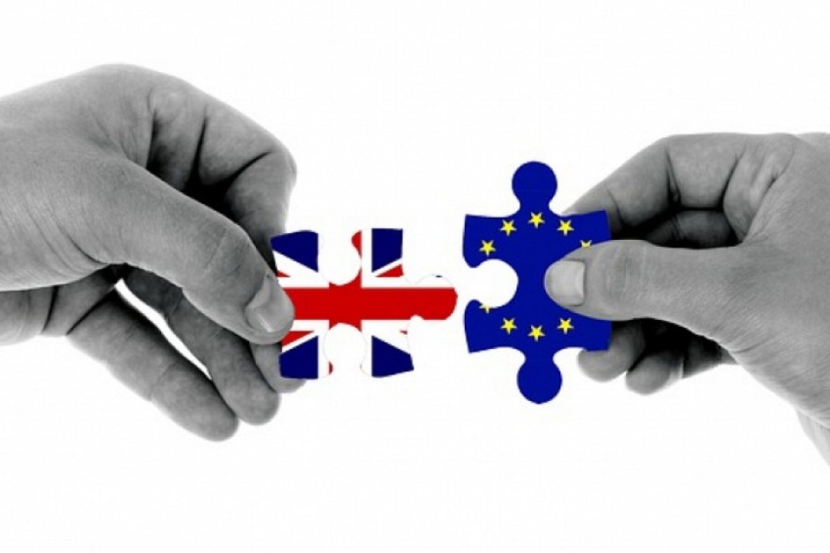 Какво очаква българите на Острова след Brexit