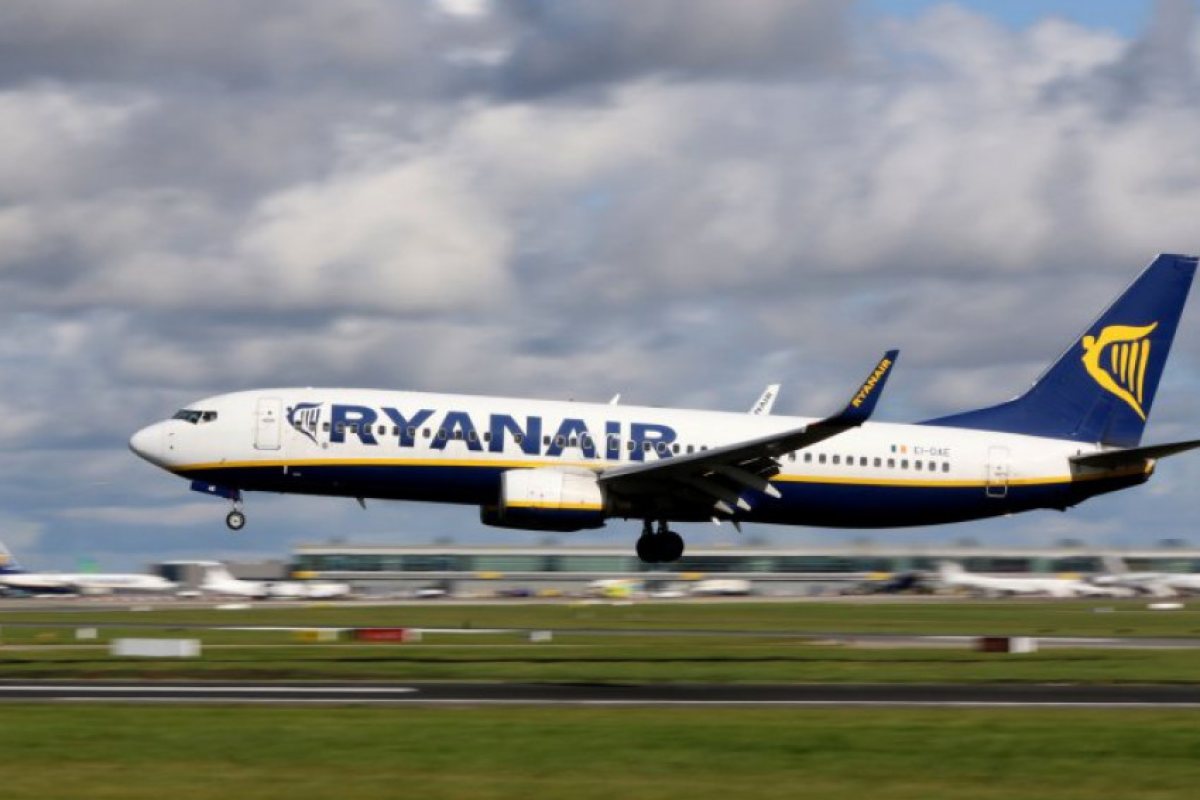 Ryanair отменя още полети!