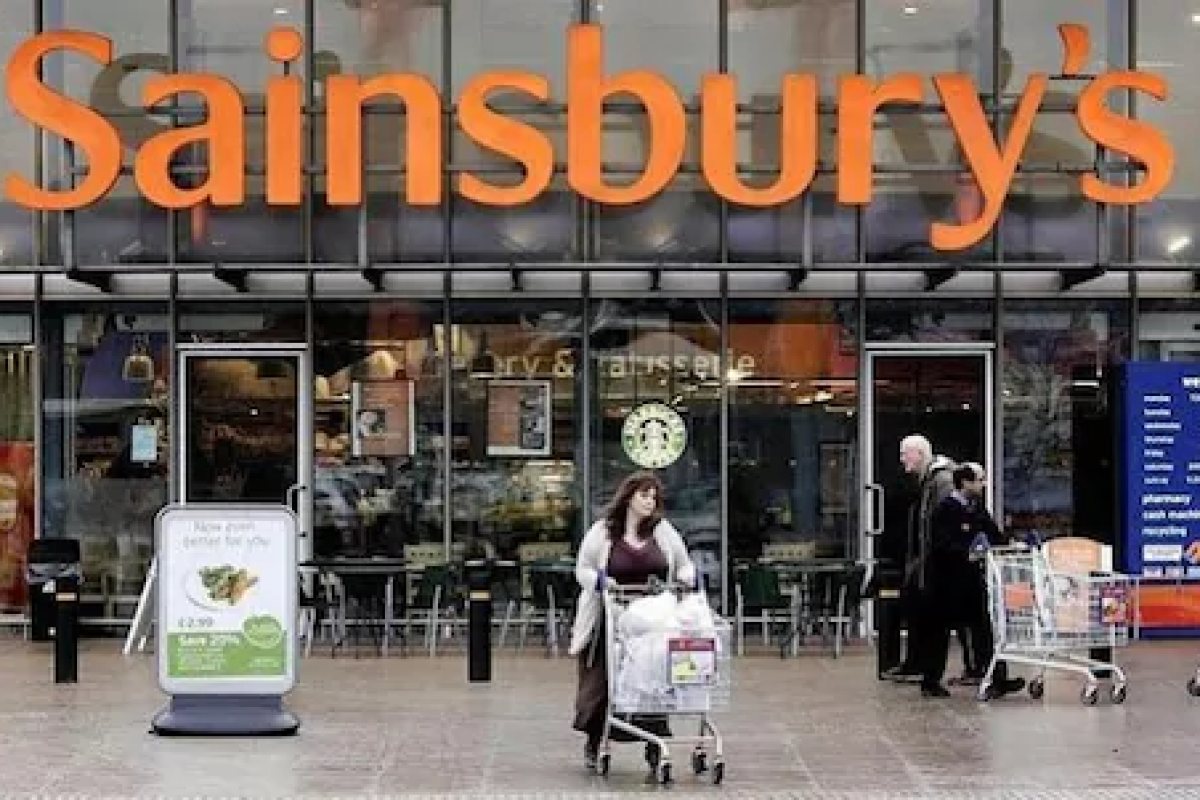 Sainsbury’s съкращава 2 хиляди работни позиции