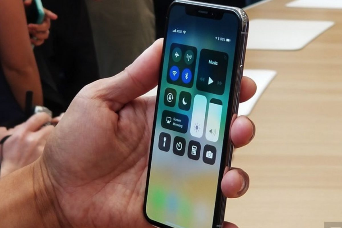 Колко ще струва поправката на новия iPhone X
