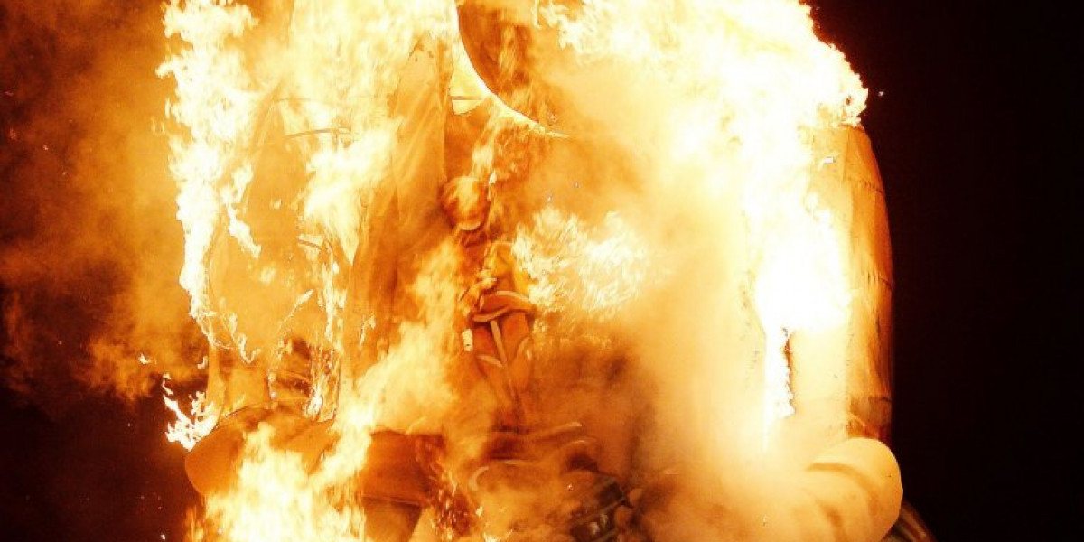 Вижте снимки от уникалната Нощ на фойерверките!