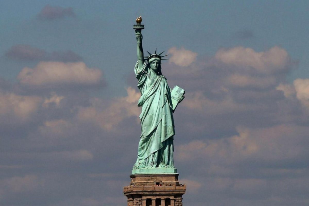 Топ промоция! Летим от Лондон до Ню Йорк за 99 паунда!