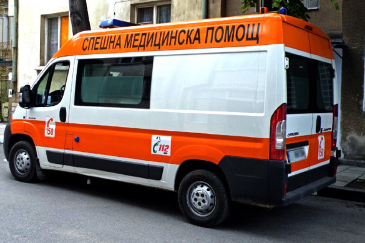Бус и камион катастрофираха край Микре, девет жертви