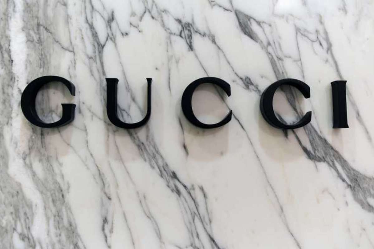 Разследват Gucci в схема за укриване на данъци