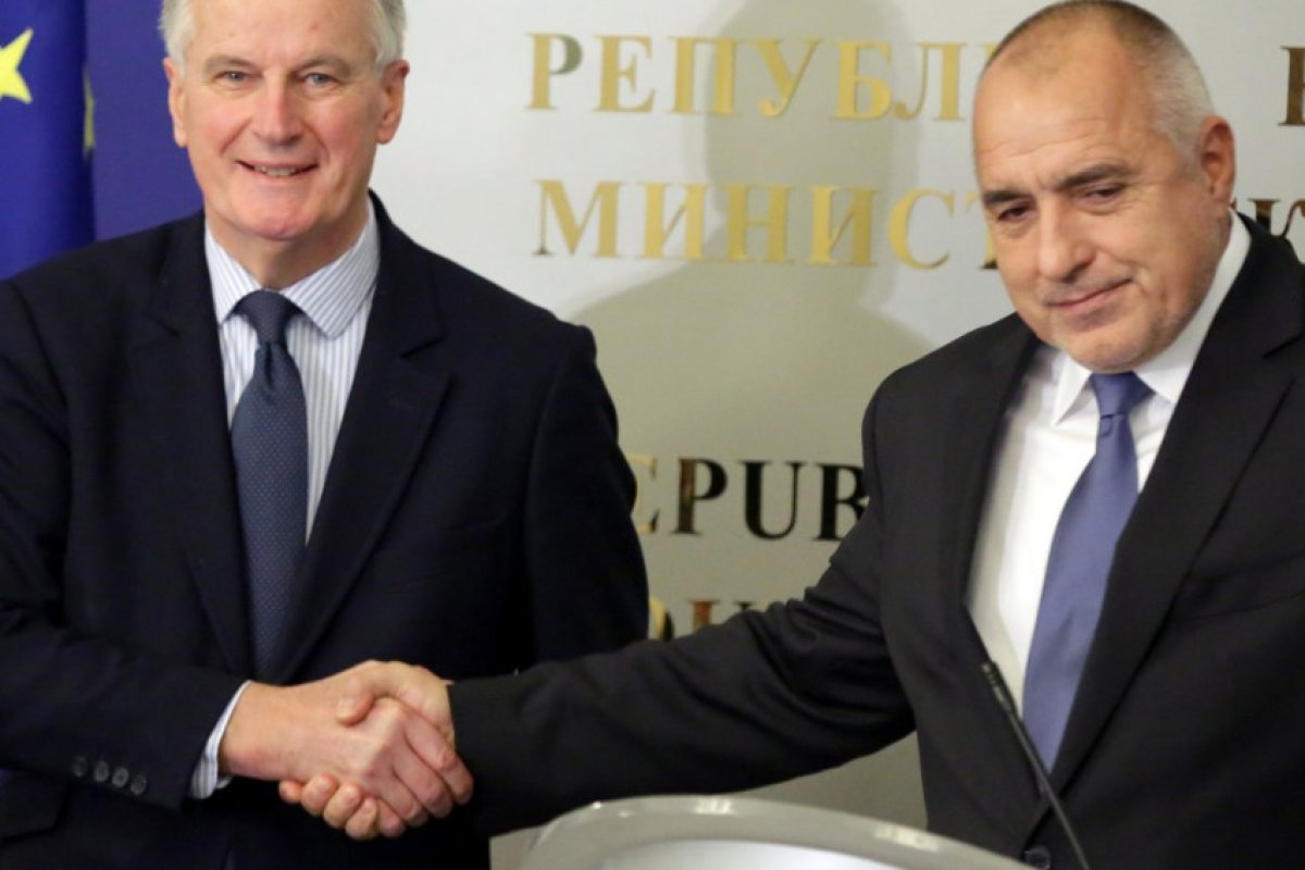 Правата на българите във Великобритания гарантирани "пожизнено"