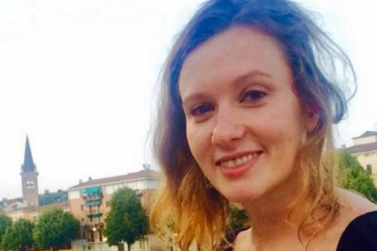 Жестоко убийство на британска дипломатка заради късата ѝ пола
