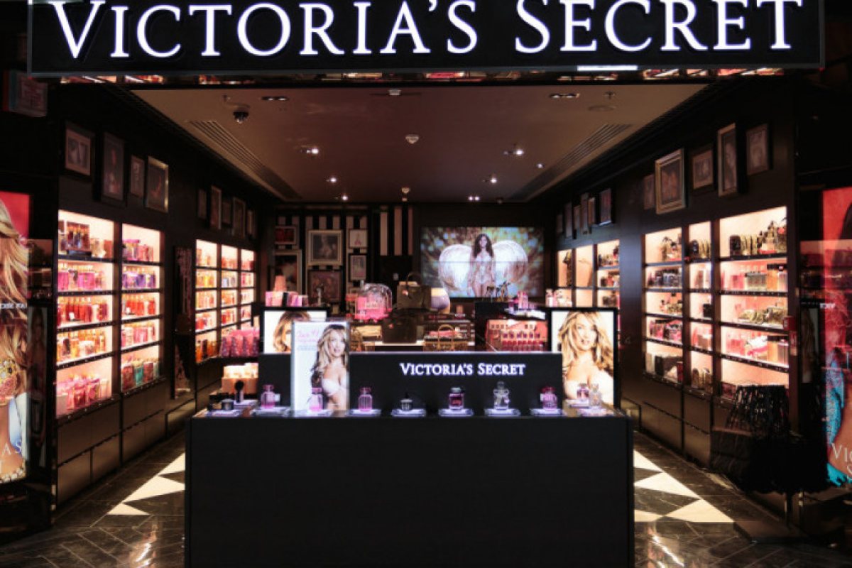 Трагедията зад успеха! Какви тайни крие Victoria’s Secret ?