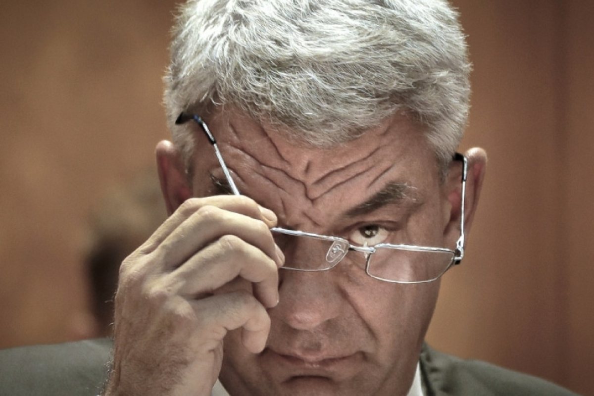 Румънският премиер подаде оставка