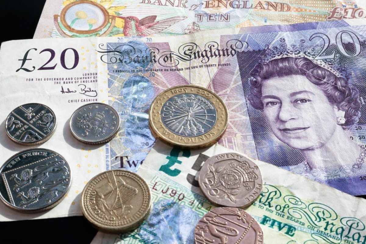 Заплатите във Великобритания се повишават въпреки Brexit