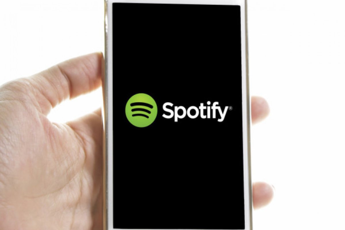 Българин източил над 1 милиона долара от Spotify