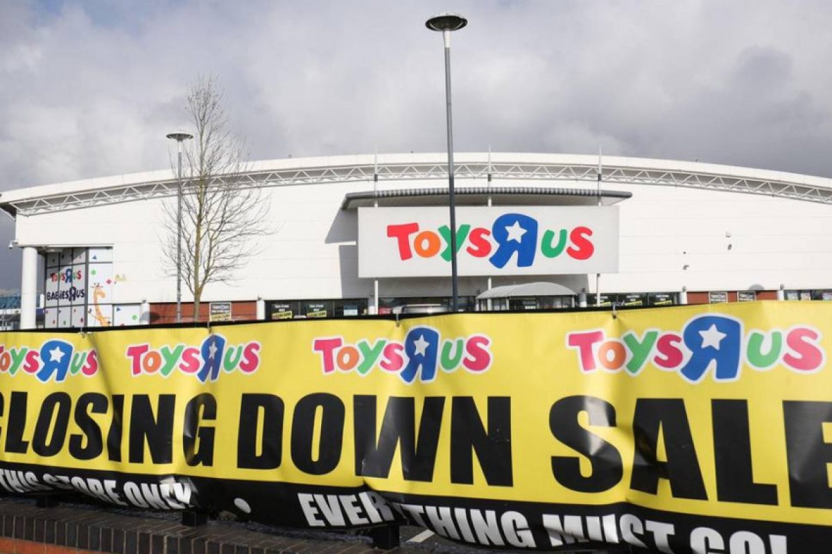 Край на Toys R Us ! Затварят всички магазини!