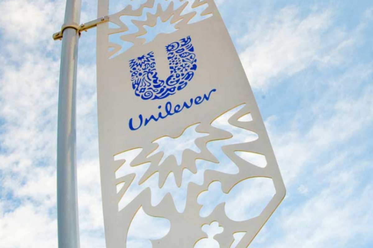Третата най-голяма компания на Острова – Unilever се изнася