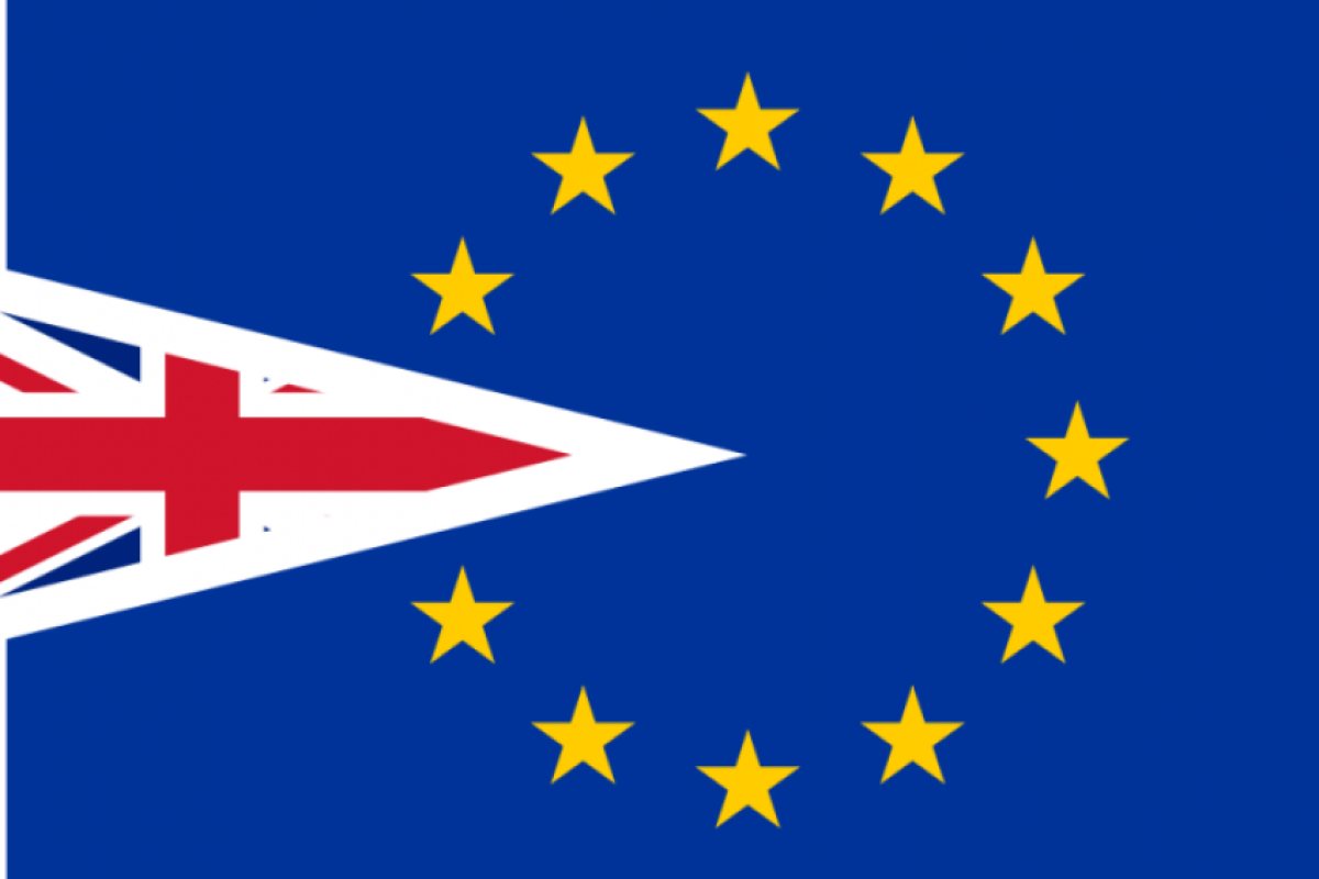 Британската комисия по Brexit предложи излизането от ЕС да се отложи