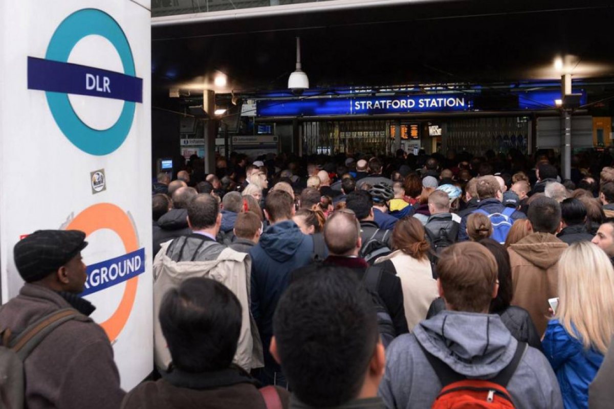 Служителите на DLR започнаха 48-часова стачка