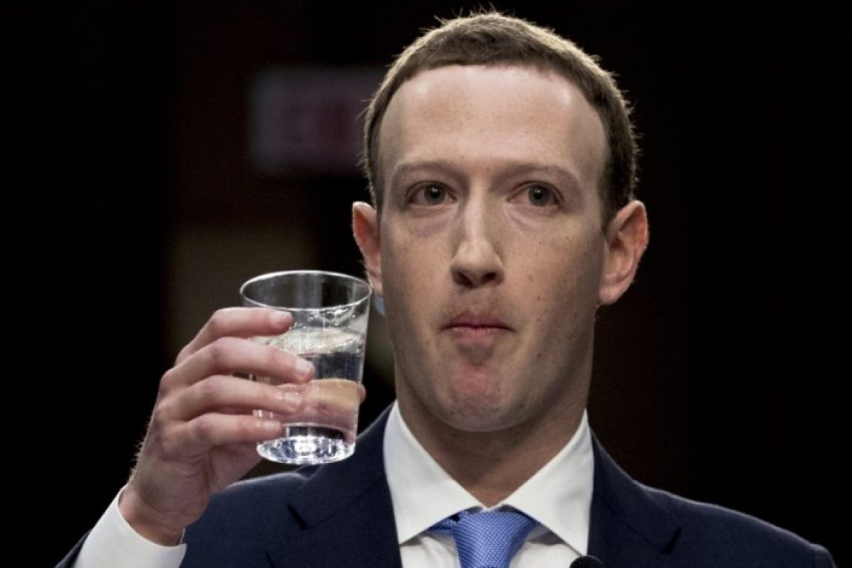 Зукърбърг не даде конкретни обещания как ще регулира Facebook
