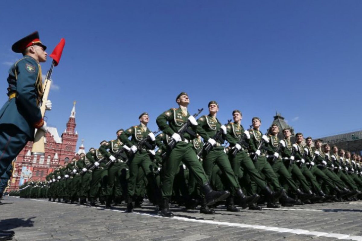 Зрелищно! Русия празнува триумфалната си победа над нацизма  