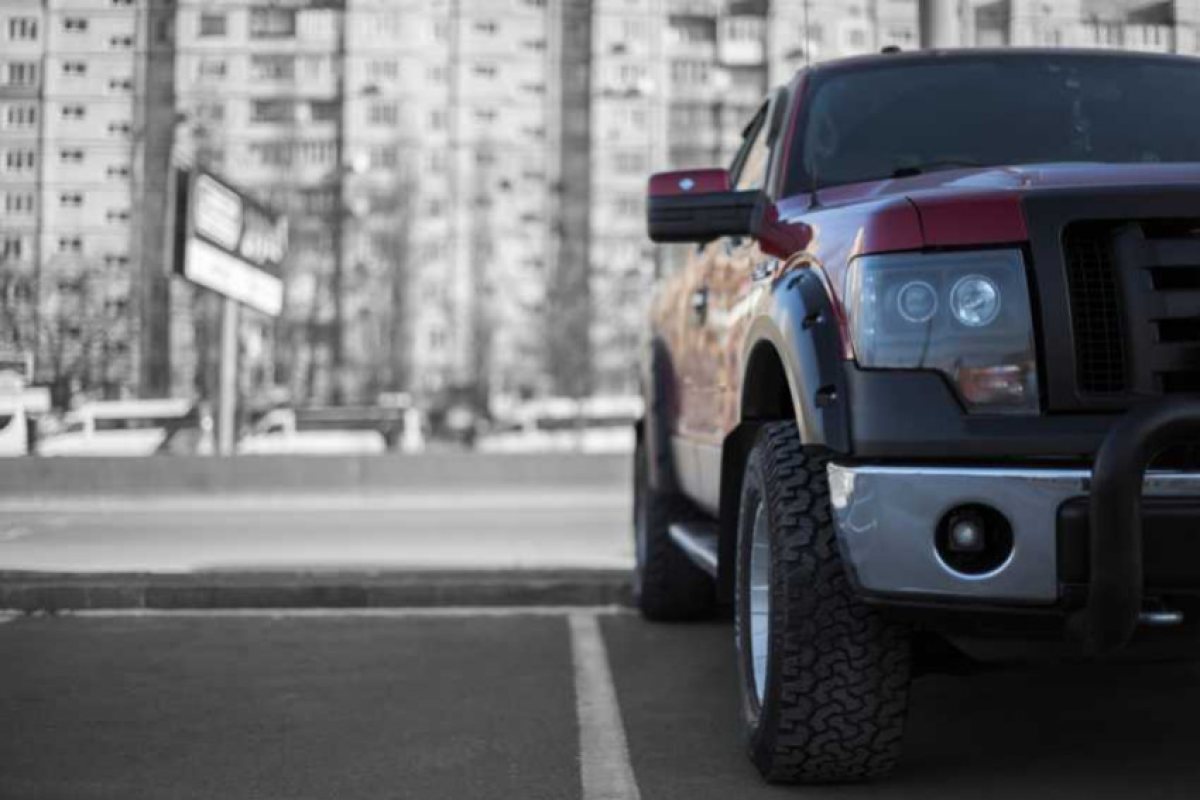 Ford временно спира производството на най-продавания автомобил в САЩ