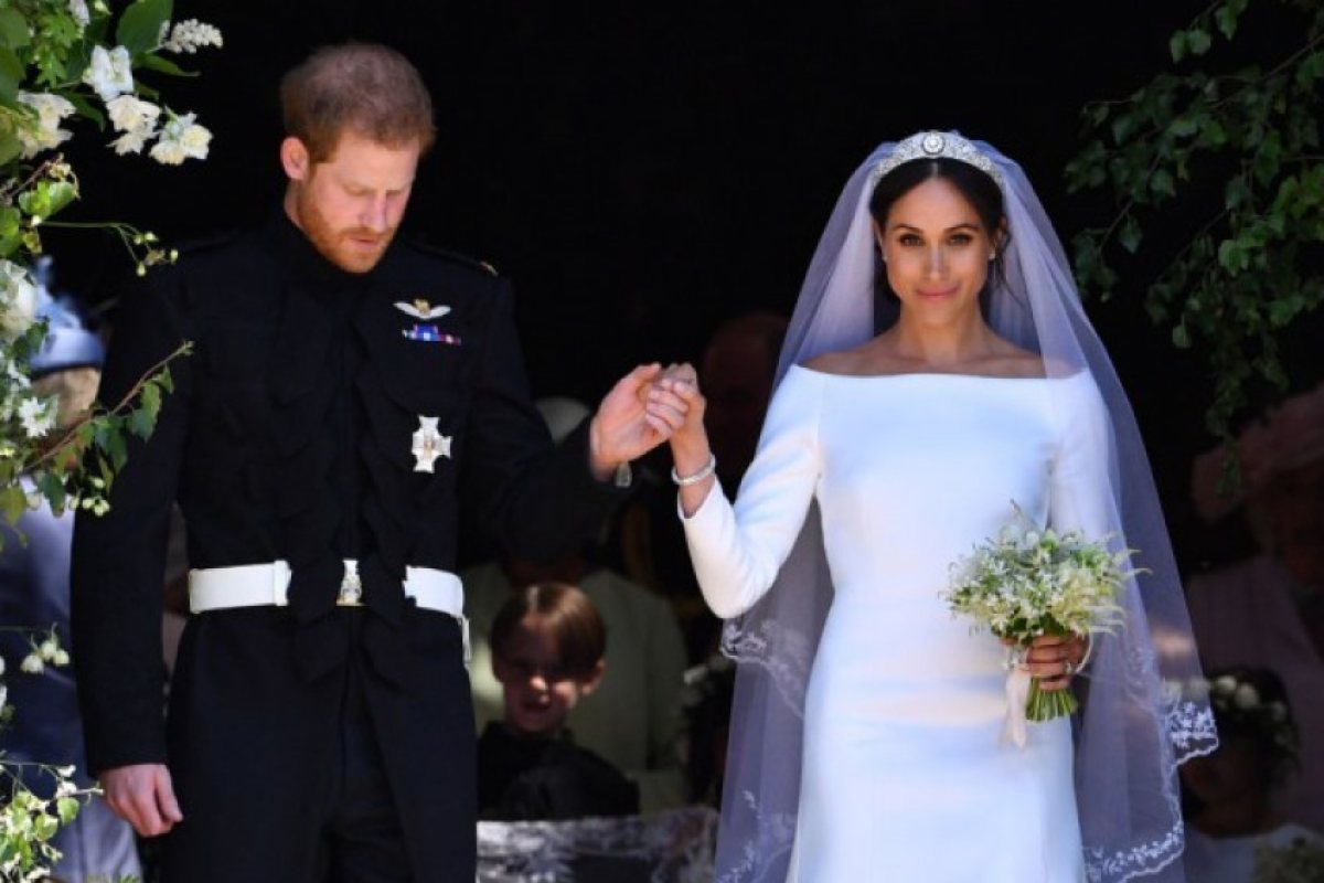 Givenchy сподели всички подробности за сватбената рокля на Меган Маркъл