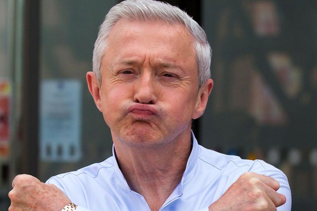 Луис Уолш напуска X Factor след 13 години
