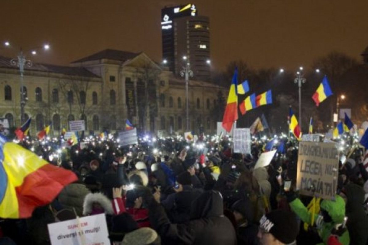 Хиляди румънци протестираха срещу корупцията