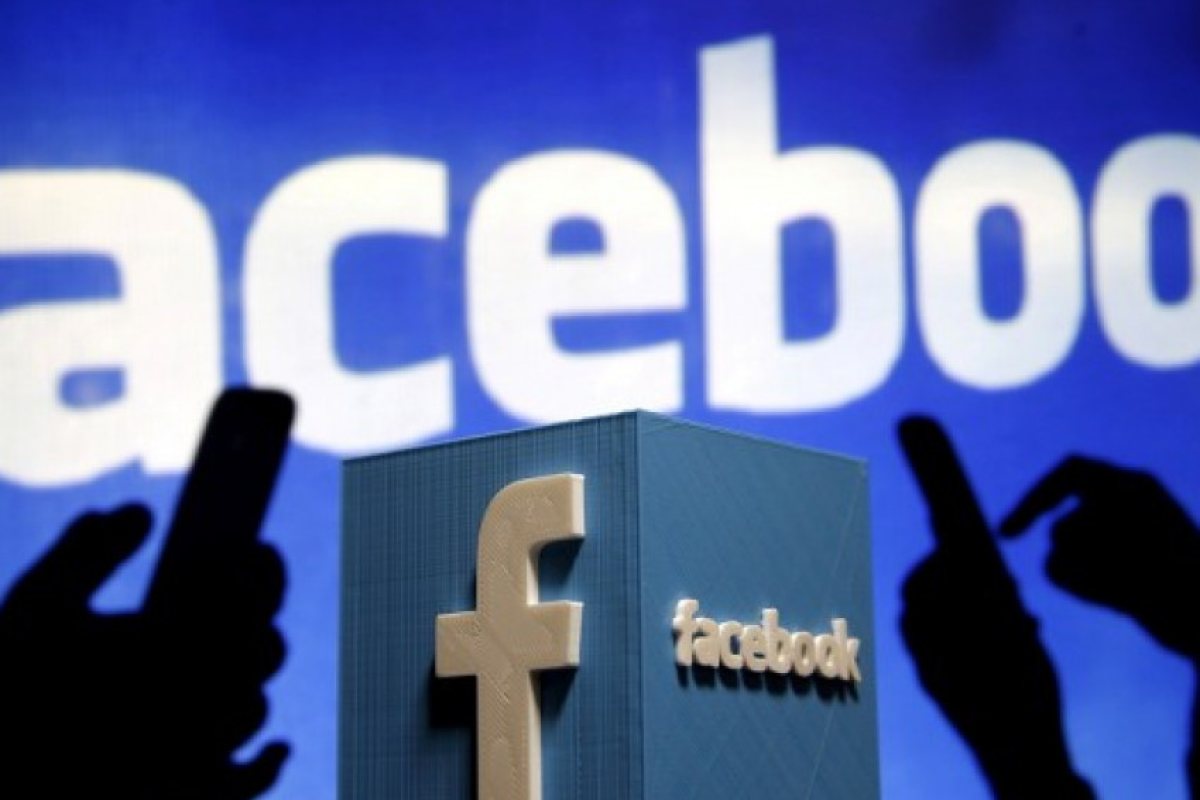 Ето на кои компании Facebook e дал личните ни данни
