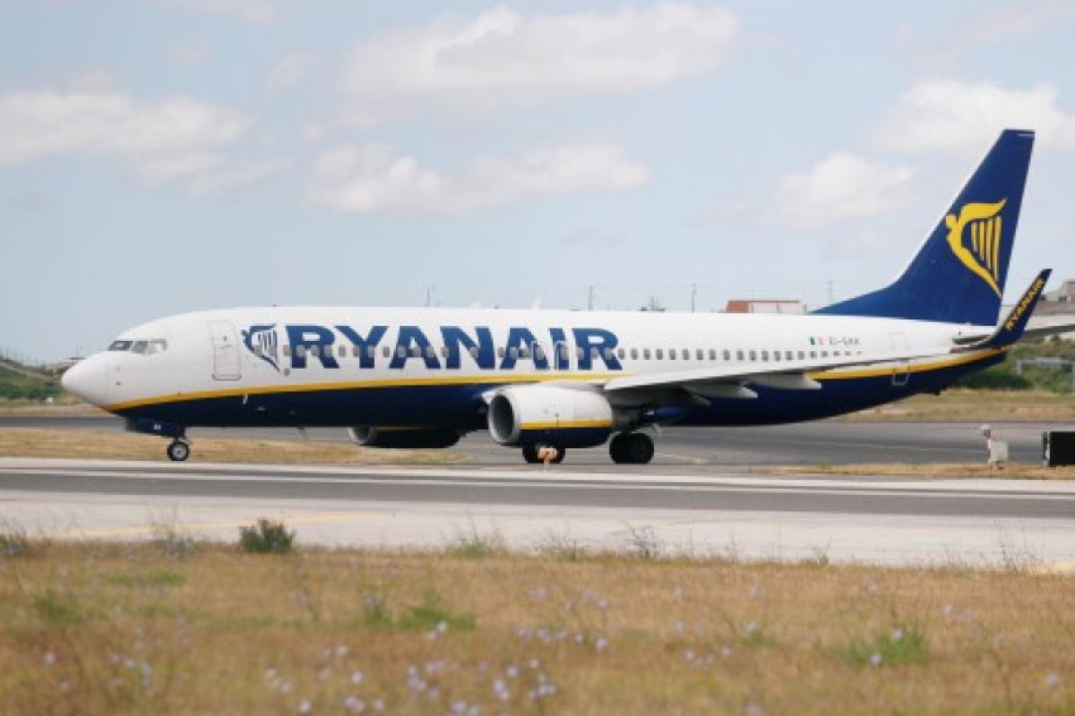 Стотици полети на Ryanair са отменени заради стачка
