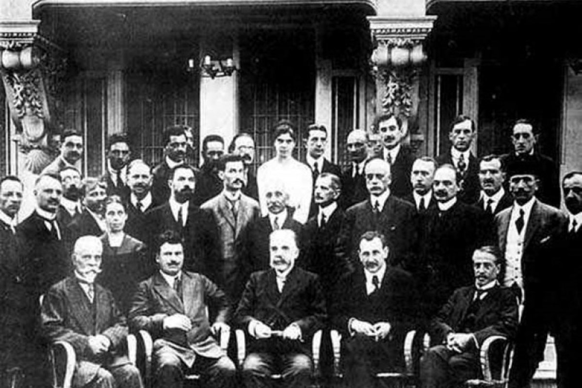 На 9 август 1920 година влиза в сила Ньойският договор