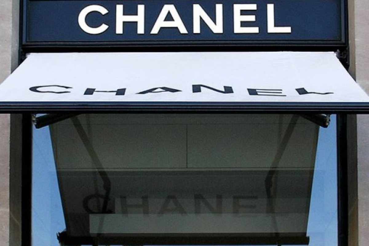 Въпреки Brexit Chanel прави глобален офис в Лондон