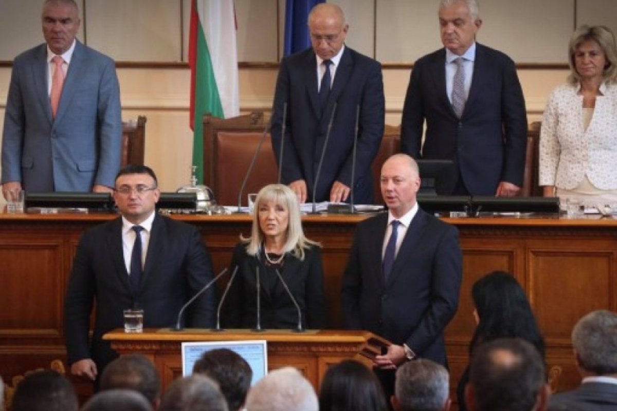 Депутатите избраха новите министри 