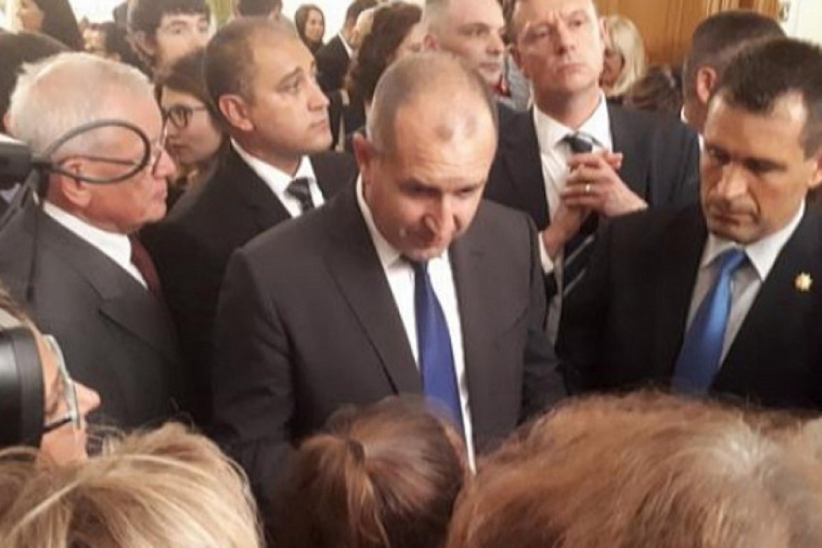 Президентът пред сънародниците ни в Лондон: С вашата работа и успехи издигате името на България