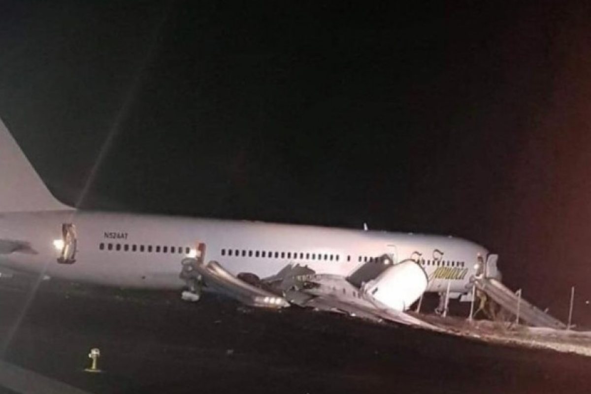 Шестима ранени при кацане на самолет на Fly Jamaica Airways