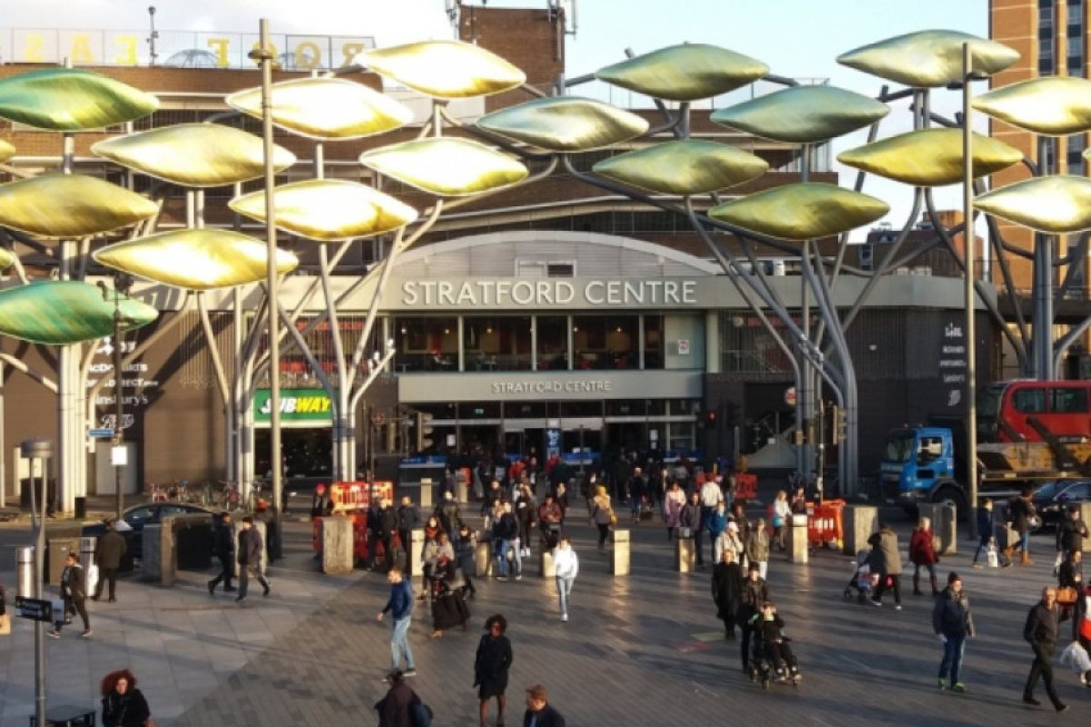 Забраняват на Iceland да продава алкохол в Stratford Centre?