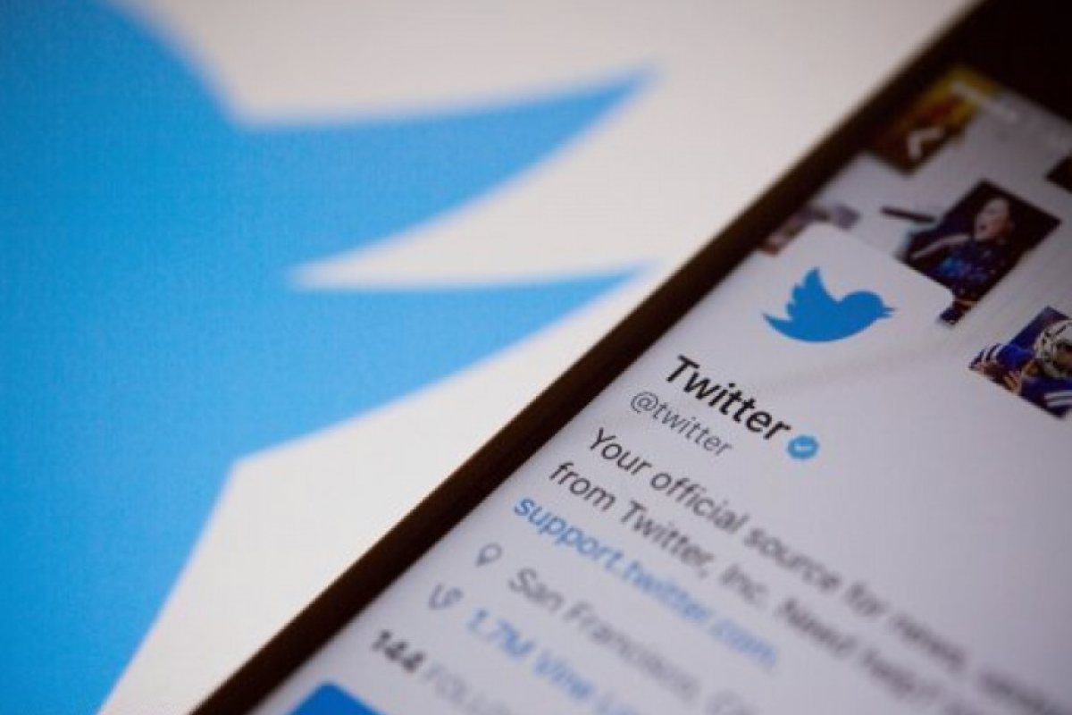 Maщабно изтичане на лична информация в Twitter