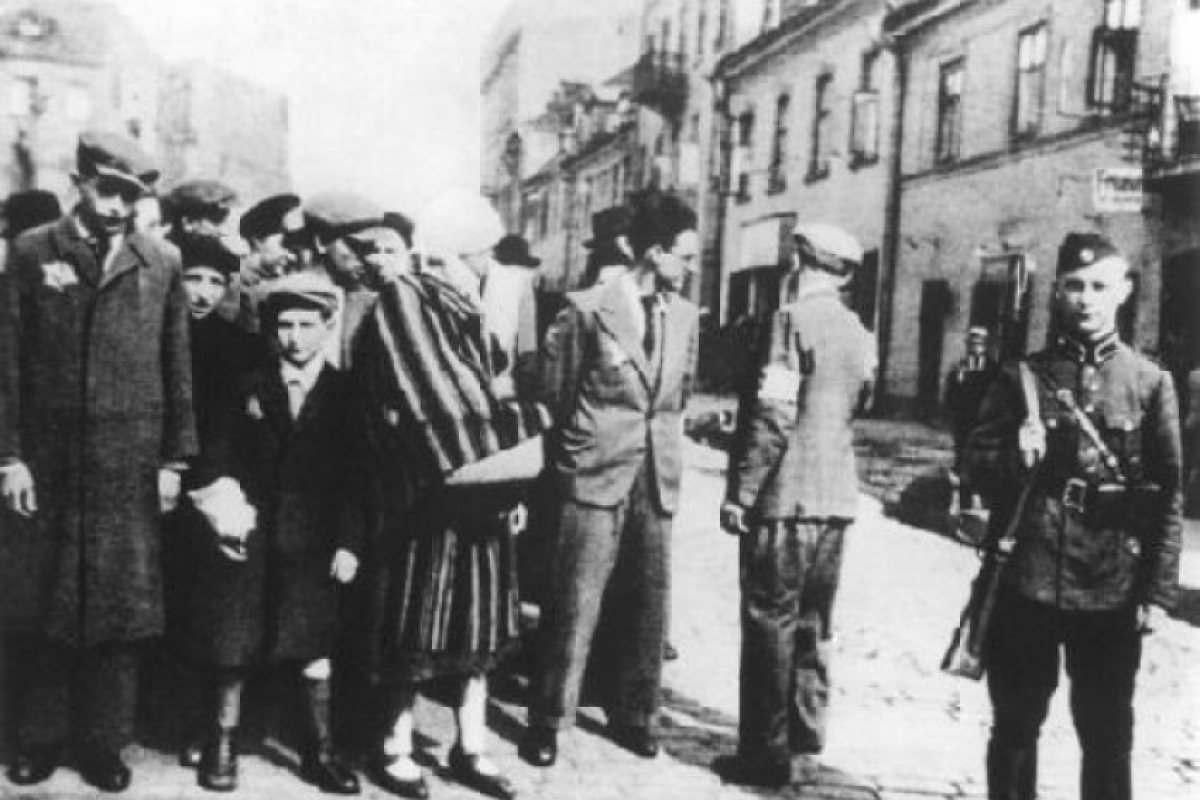 Днес почитаме жертвите на комунизма